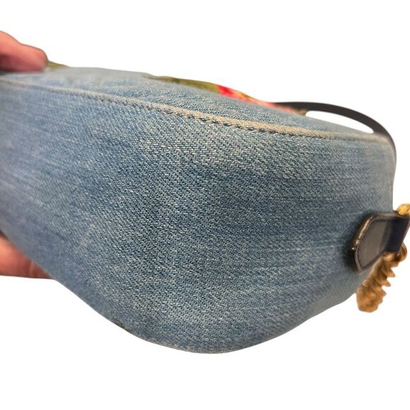 GUCCI
Denim Matelasse Embroidered Small GG Marmont Chain Shoulder Bag Blue - Picture 11 of 12